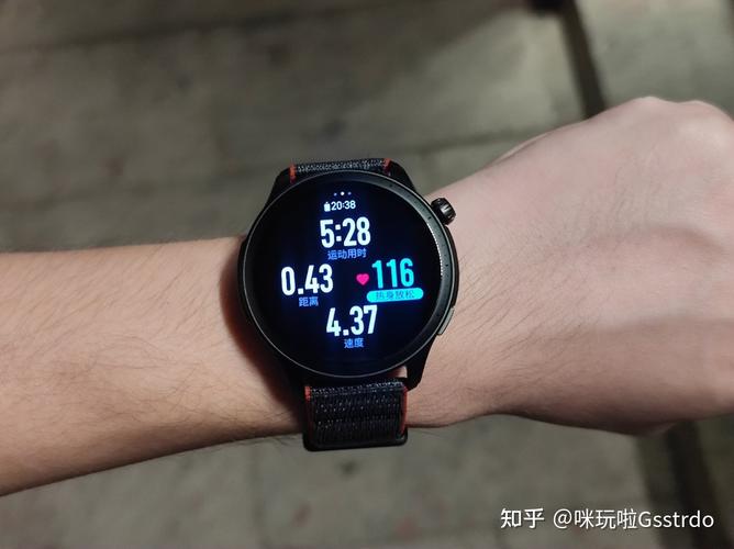 华米智能手表GTR4/GTS4体验评测:心有猛虎,细嗅蔷薇